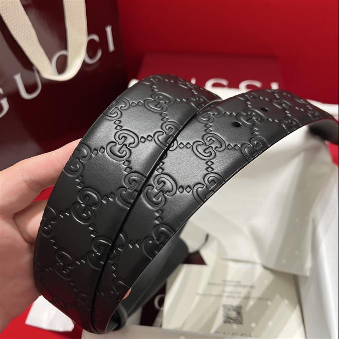 2026818103458244 